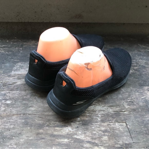 Skechers 15901 Go Walk 5 Women’s Black Casual Shoes Sneakers Size 8.5 - Picture 9 of 11